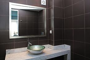 Mika Villas & Suites