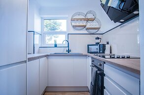 Gower Hideaway - 3 Bed - Ocean Breeze