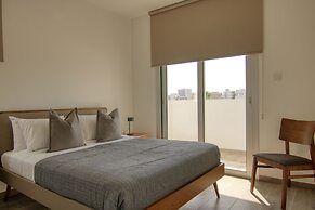 Phaedrus Living Coral Suites Seabreeze