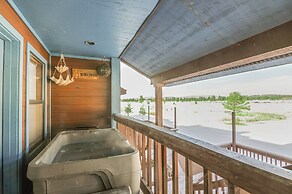 Picturesque Pagosa Springs Retreat w/ Mtn Views!