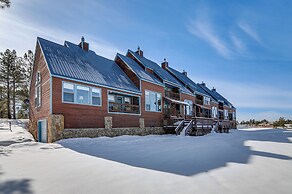 Picturesque Pagosa Springs Retreat w/ Mtn Views!