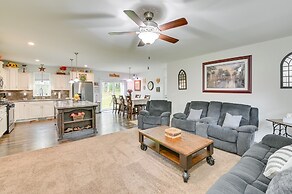 Woodsy Ashland Home - 6 Mi to Windham Mountain