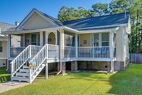 Rustic River Bungalow - Steps to Downtown Belhaven