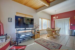 Serene Amalia Cabin w/ Deck & Mountain Views