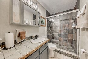 Ruidoso Retreat w/ Sierra Blanca Peak Views!