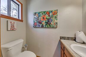 Ruidoso Retreat w/ Sierra Blanca Peak Views!