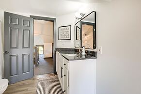 Chic & Historic Apartment ~ 6 Mi to Louisville!