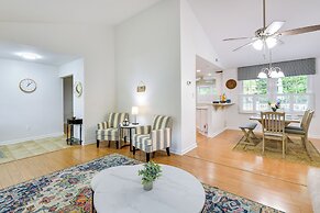 13 Mi to Annapolis: Dog-friendly Home w/ Fire Pit!