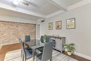 Walk to Beach: Galveston Vacation Rental!