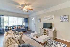 Walk to Beach: Galveston Vacation Rental!