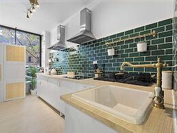 Azzurro Pod Hotel Central Sydney