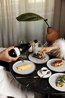 Dorothea Hotel, Budapest, Autograph Collection