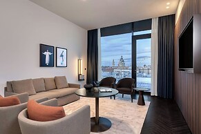 Dorothea Hotel, Budapest, Autograph Collection