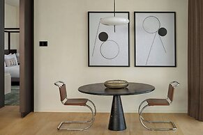 Dorothea Hotel, Budapest, Autograph Collection