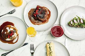 Dorothea Hotel, Budapest, Autograph Collection