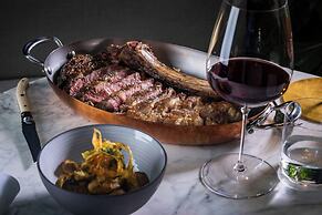 Dorothea Hotel, Budapest, Autograph Collection