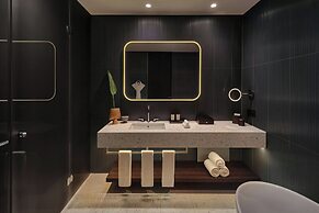 Dorothea Hotel, Budapest, Autograph Collection