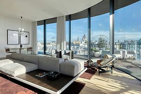 Dorothea Hotel, Budapest, Autograph Collection