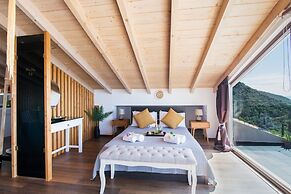 Blue sky loft by Corfuescapes
