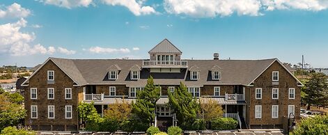 Tranquil House Inn