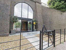 The Tunnel at Bridge Lake Farm and Fishery