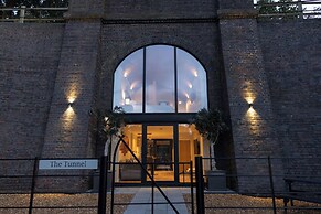 The Tunnel at Bridge Lake Farm and Fishery