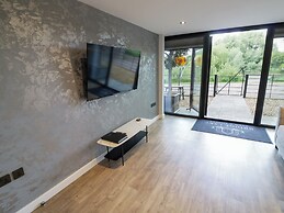 The Tunnel at Bridge Lake Farm and Fishery