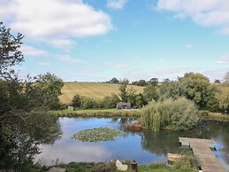 The Tunnel at Bridge Lake Farm and Fishery
