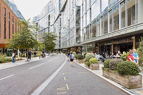 Battersea Power Station Flat With River Views