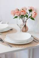 Aleja Wyzwolenia Studio by Renters