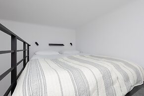 Aleja Wyzwolenia Studio by Renters