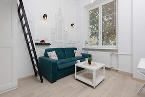 Aleja Wyzwolenia Studio by Renters