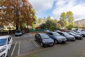 Aleja Wyzwolenia Studio by Renters