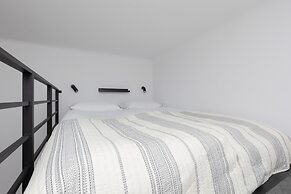 Aleja Wyzwolenia Studio by Renters