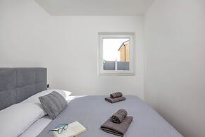 Pool House Beba Tribalj Lake