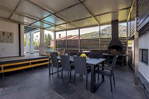 Pool House Beba Tribalj Lake