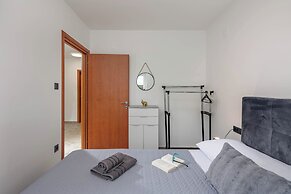 Pool House Beba Tribalj Lake