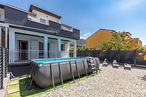 Pool House Beba Tribalj Lake