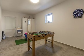 Pool House Beba Tribalj Lake