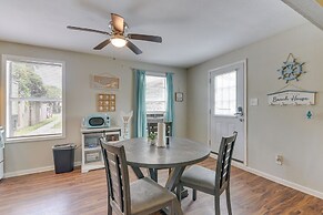 Walk to Beach: Cozy Unit in Galveston!