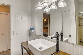 North Carolina Abode - Deck & Grill, Walk to Beach