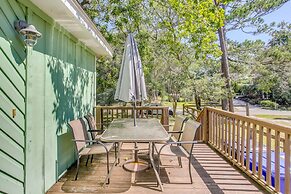 North Carolina Abode - Deck & Grill, Walk to Beach
