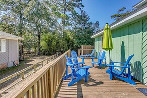 North Carolina Abode - Deck & Grill, Walk to Beach