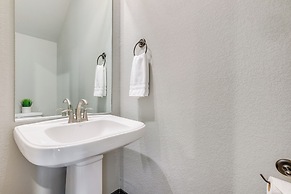 Newly Built 'corner Hideaway' 3 Mi to Texas A & M