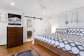 98 Ridgepoint 4 Bedroom Condo by RedAwning