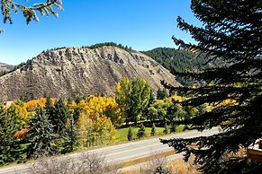 98 Ridgepoint 4 Bedroom Condo by RedAwning