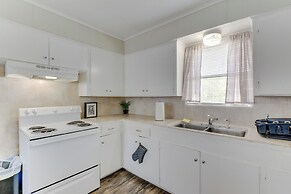 ~ 1 Mi to the Strand: Central Unit in Galveston!