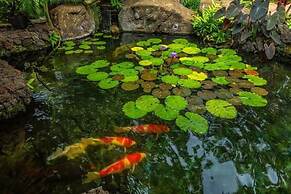 Makena Surf, #g-304 3 Bedroom Condo by RedAwning