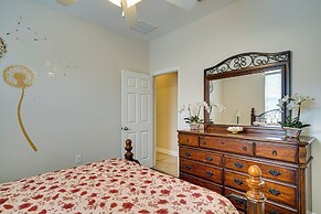 Lanai + Pool: Family-friendly Home in Cape Coral