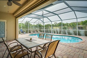 Lanai + Pool: Family-friendly Home in Cape Coral